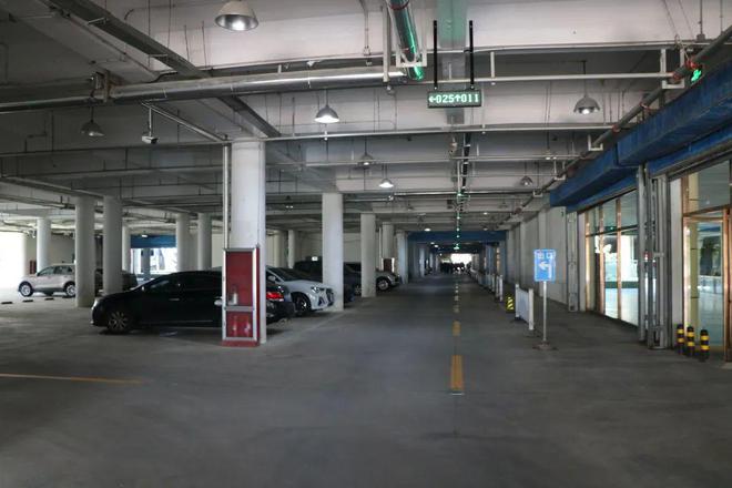 【滕州东站站前广场】地下停车场正式营业~
