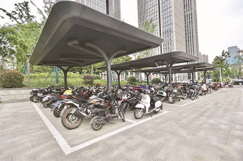 增设停车位 方便百姓出行